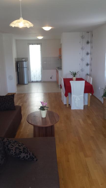 Apartment Kristijan 마카르스카 객실 사진